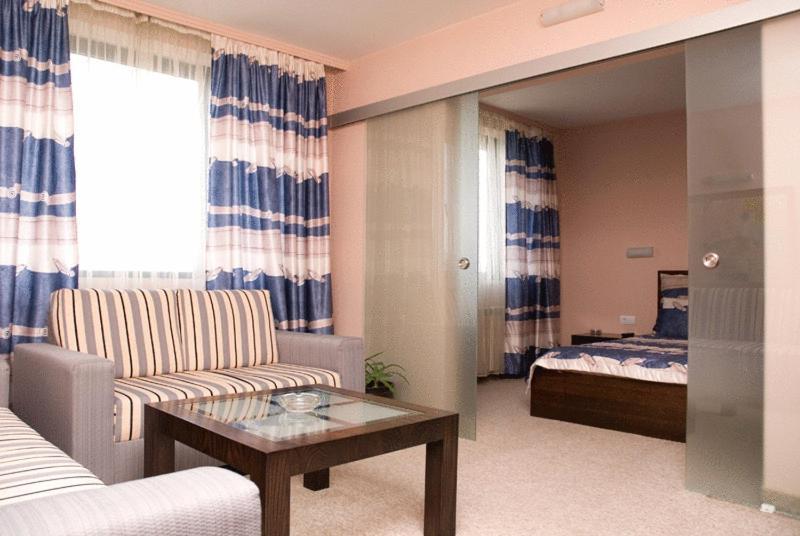 Hotel Pliska Sofia Bagian luar foto